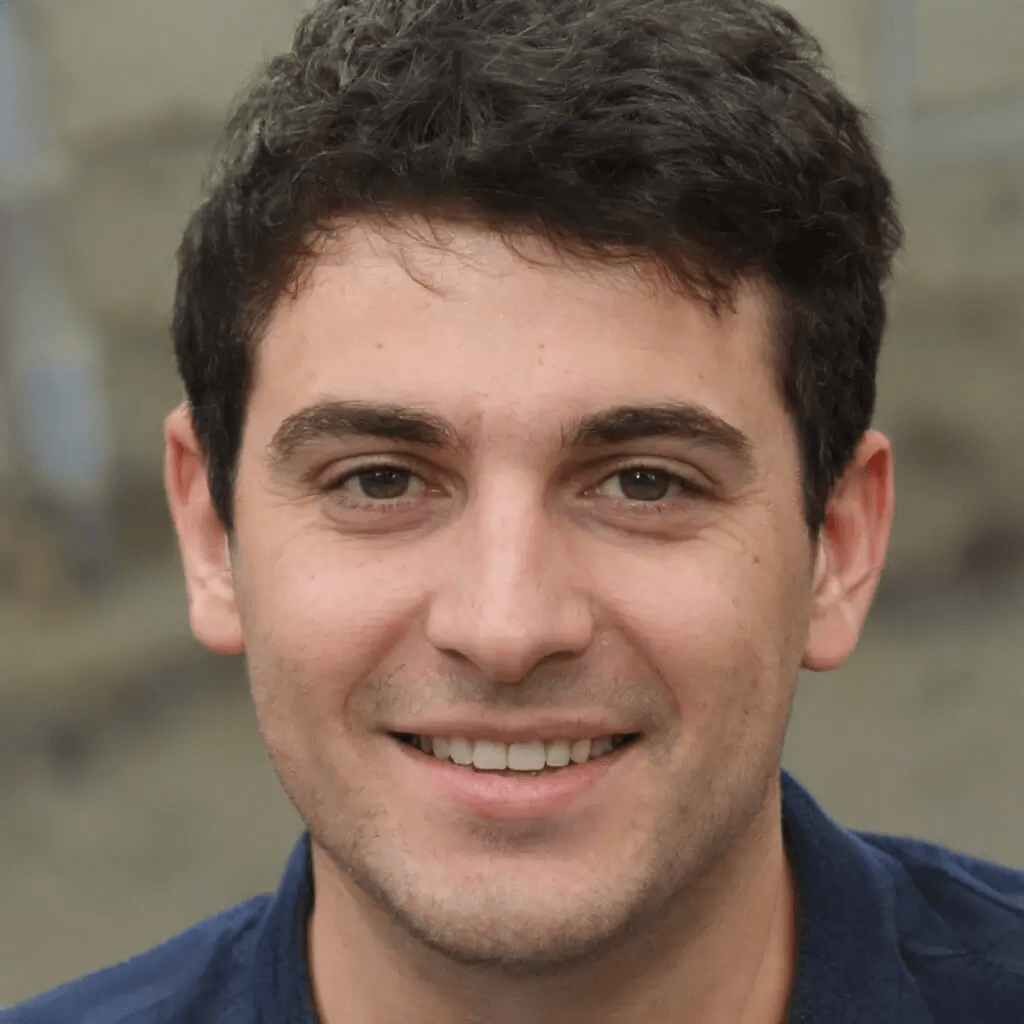 Liam Heinle, Advertising Manager